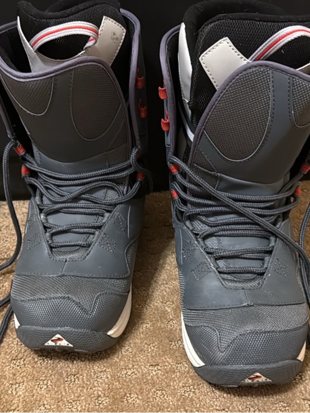 Men's Gray Snowboard Boots with Red Accent Details